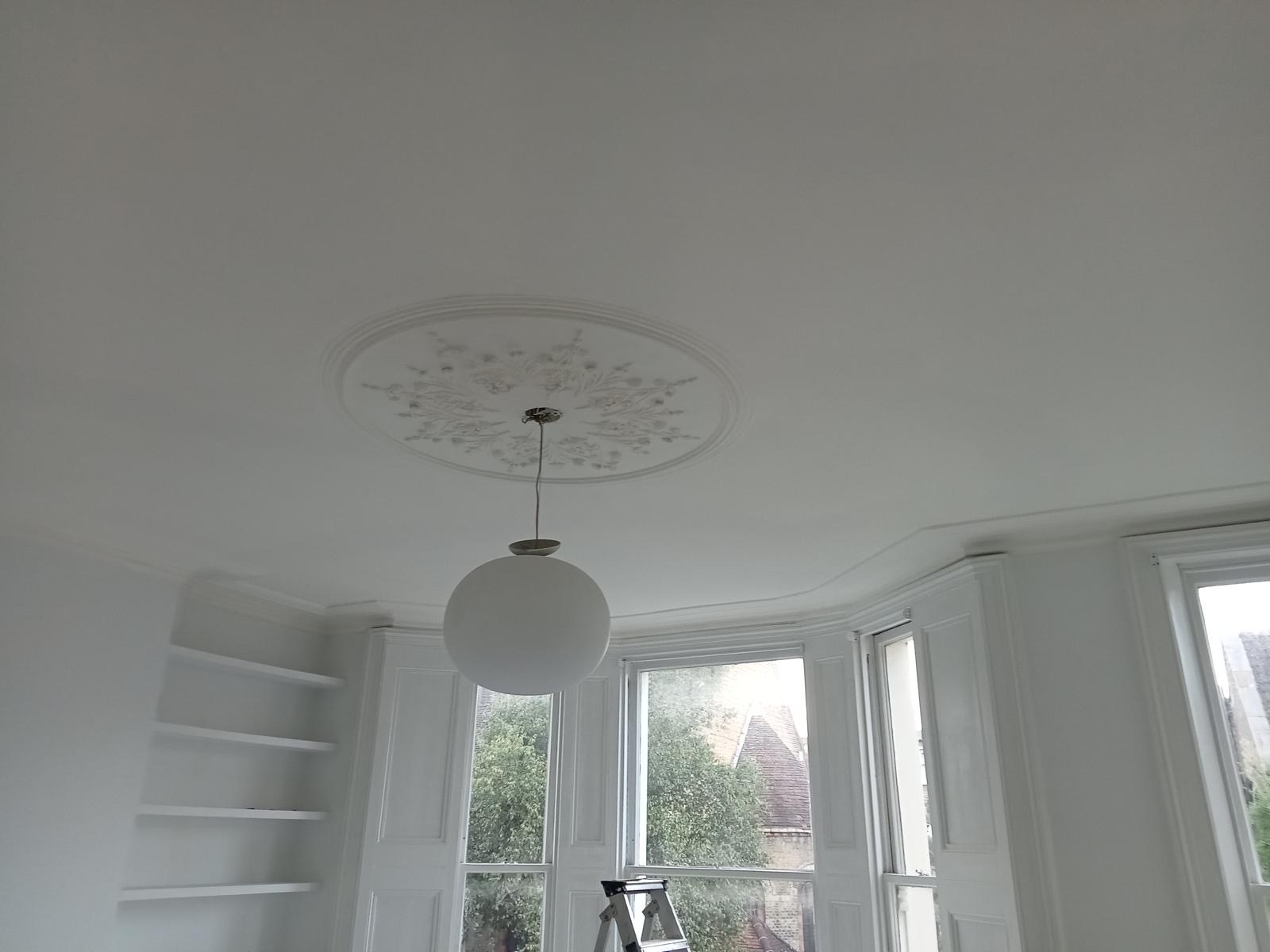 spray painting Forest Gate, E7